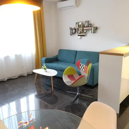 Latin Bridge Apartment